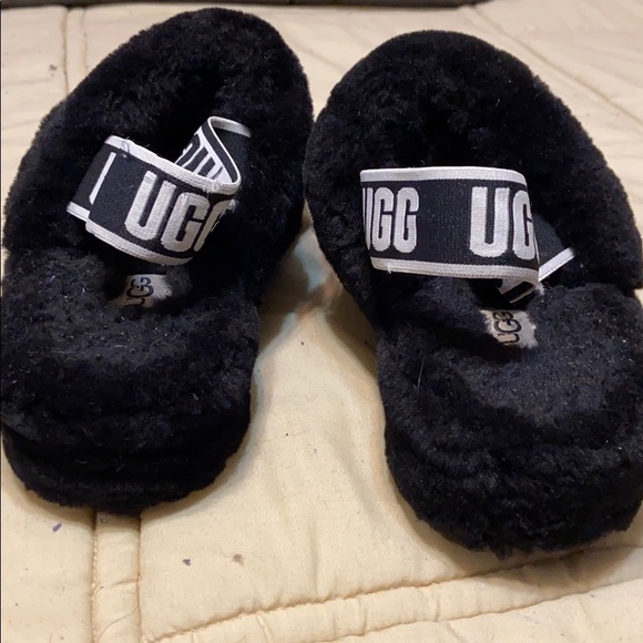 Ugg slides ! - Picture 4 of 5